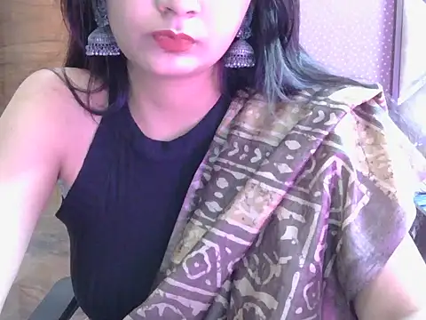 Snapshot of sweet_riyaaa chatting on June 18, 2026, 4:33 am sweet riyaaa online show from June 18, 2026, 4:33 am