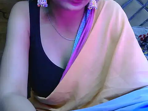 sweet riyaaa online show from May 5, 2026, 4:26 am