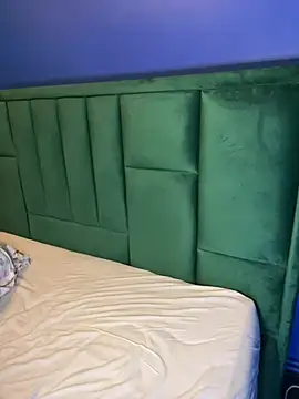 Snapshot of ANU-ZET chatting on January 9, 2026, 8:05 pm ANU-ZET online show from January 9, 2026, 8:05 pm