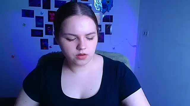 Kitty Mia Kitty online show from March 9, 2026, 6:39 am