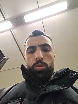 Moh 197 online show from March 6, 2026, 11:33 pm