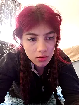 Tamara gomex online show from March 10, 2026, 1:15 pm