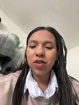 DulceRouss  online show from March 8, 2026, 4:32 pm