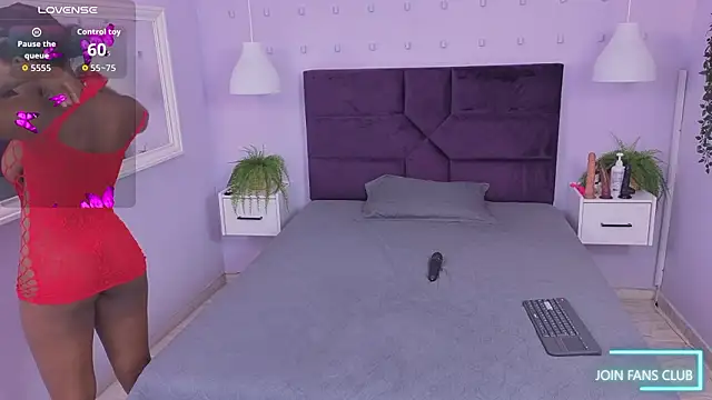 Snapshot of Yasminbrattz chatting on March 18, 2026, 11:46 am Yasminbrattz online show from March 18, 2026, 11:46 am