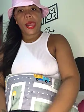 Indiafogosa23 online show from February 9, 2026, 5:33 pm