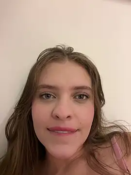 Snapshot of MARiana2619 chatting on February 18, 2026, 5:16 am MARiana2619 online show from February 18, 2026, 5:16 am