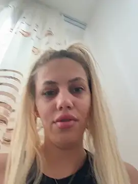 CellineGold online show from January 18, 2026, 11:24 am