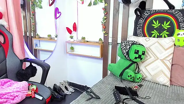 MeowMota  online show from July 18, 2026, 6:38 pm