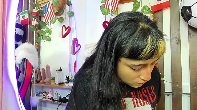 MeowMota  online show from July 19, 2026, 4:48 pm