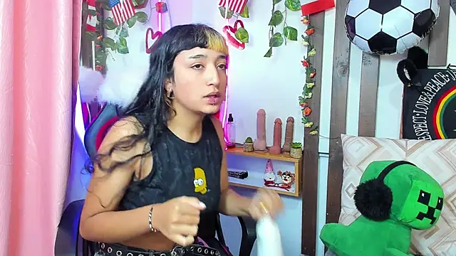 MeowMota  online show from July 11, 2026, 6:52 pm