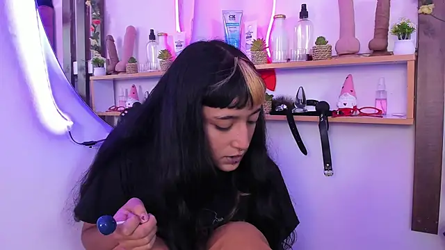 MeowMota  online show from April 26, 2026, 7:00 pm