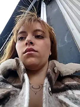 ISABELLA-01  online show from April 20, 2026, 8:21 pm