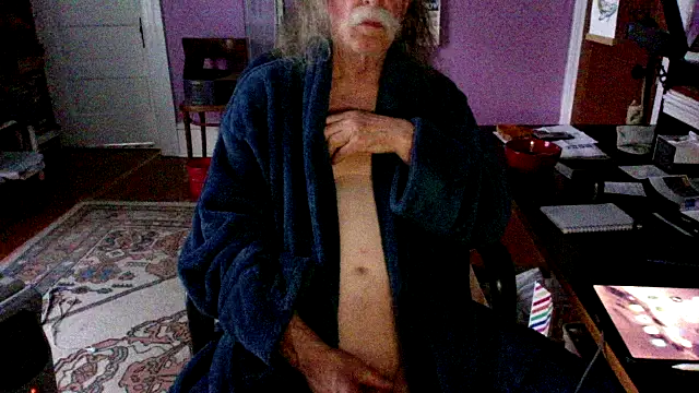 LickYourYoni online show from May 1, 2026, 1:27 pm