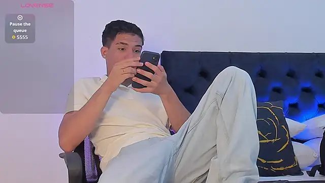 Snapshot of Marcus_Moreno chatting on February 14, 2026, 7:47 pm Marcus Moreno online show from February 14, 2026, 7:47 pm