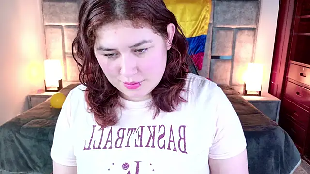 azul veraa online show from July 7, 2026, 12:20 pm