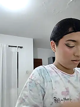 Snapshot of Lilitth_ chatting on February 17, 2026, 11:29 am Lilitth online show from February 17, 2026, 11:29 am