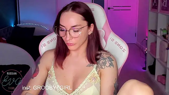 SibylVex online show from March 26, 2026, 1:53 pm