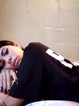 Snapshot of Chiquitoperopeligroso4 chatting on February 20, 2026, 4:31 am Chiquitoperopeligroso4 online show from February 20, 2026, 4:31 am