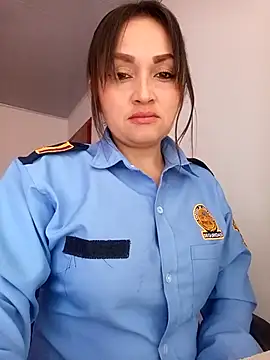 Alejandra N online show from February 11, 2026, 1:33 pm