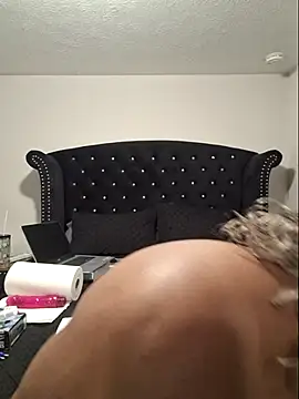 Big Booty Bonnie online show from August 7, 2026, 2:28 am