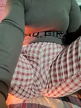 -LunaLust online show from January 8, 2026, 2:01 pm