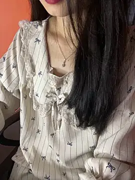 Jennybae23 online show from March 24, 2026, 6:46 am