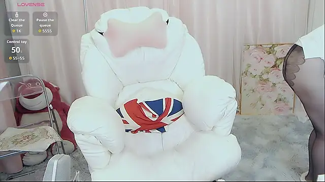 Luv Jan19 online show from January 12, 2026, 3:24 am