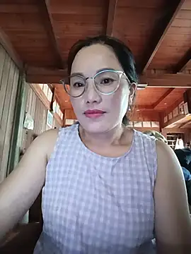 yu--yo online show from July 9, 2026, 5:41 am
