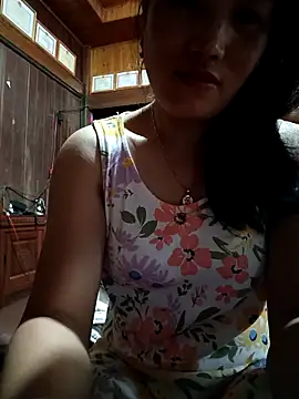 yu--yo online show from April 22, 2026, 11:44 pm