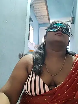 divyasree1431 online show from June 14, 2026, 6:14 am