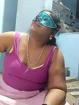 divyasree1431 online show from February 20, 2026, 6:32 pm