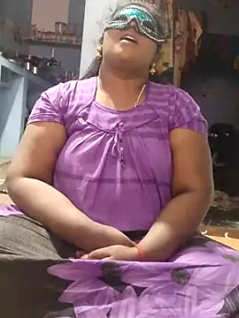 divyasree1431 online show from January 17, 2026, 2:42 pm