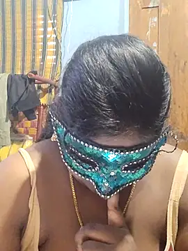 Snapshot of divyasree1431 chatting on July 26, 2026, 12:12 pm divyasree1431 online show from July 26, 2026, 12:12 pm