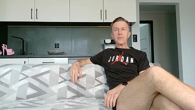 amyissosexy online show from February 4, 2026, 10:43 am