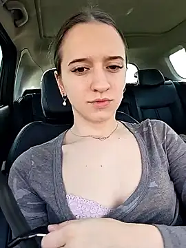 Snapshot of MMcouple200 chatting on March 25, 2026, 7:52 am MMcouple200 online show from March 25, 2026, 7:52 am