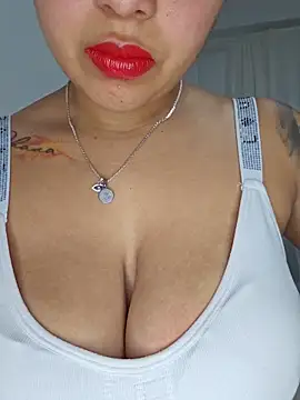 Angelmoon04 online show from June 22, 2026, 3:36 am
