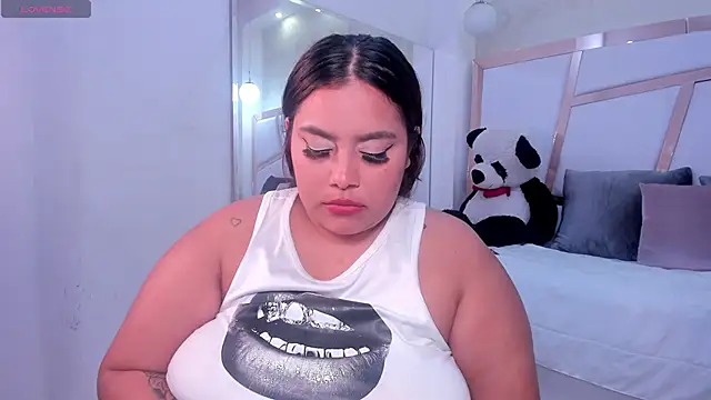 Snapshot of tatikanyx chatting on June 18, 2026, 9:14 am tatikanyx online show from June 18, 2026, 9:14 am