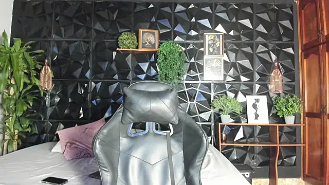 elliot colton online show from June 13, 2026, 10:19 pm