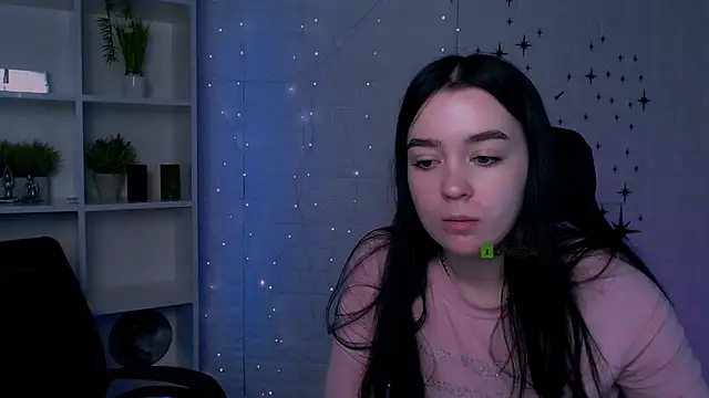 monica xcx online show from March 25, 2026, 12:33 am