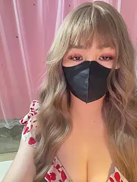 -Violet-t online show from February 24, 2026, 1:01 pm