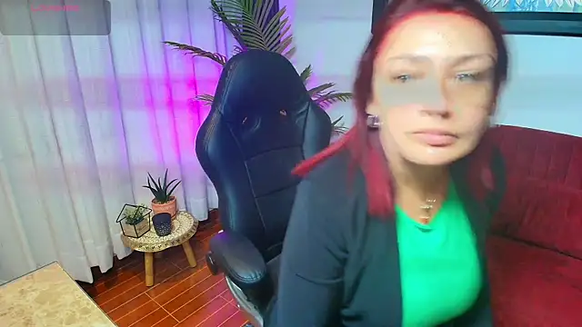 VictoriaPaker online show from July 22, 2026, 11:01 am