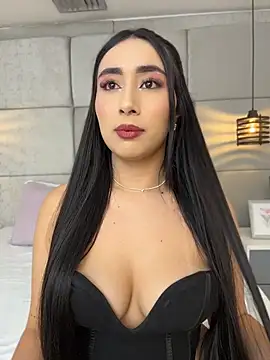 IvonneOwen online show from June 27, 2026, 3:01 am