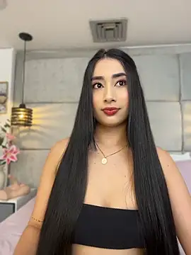 IvonneOwen online show from July 10, 2026, 1:38 am