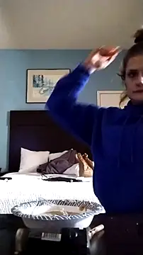 ASH Blondie Slut online show from February 3, 2026, 3:04 am