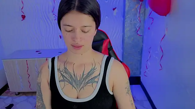 Snapshot of Harley_quinzell chatting on February 20, 2026, 6:43 pm Harley quinzell online show from February 20, 2026, 6:43 pm