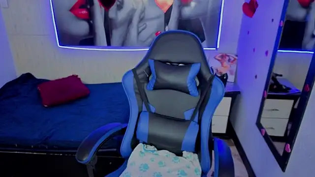 Snapshot of Harley_quinzell chatting on February 16, 2026, 6:28 pm Harley quinzell online show from February 16, 2026, 6:28 pm