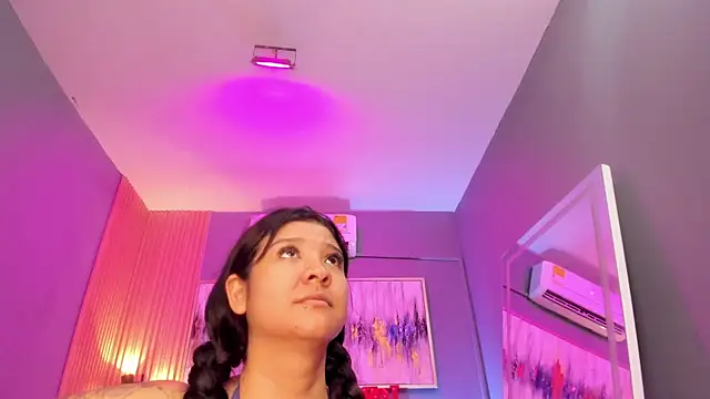 lilian vergara online show from April 21, 2026, 7:42 pm