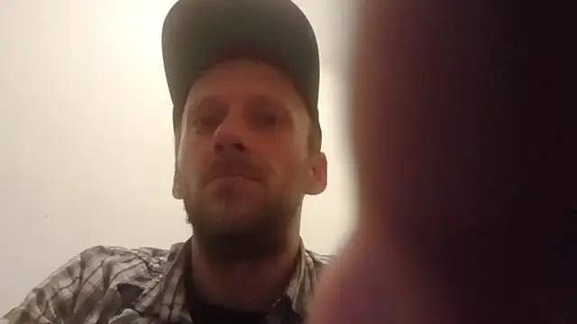 Snapshot of YeahDaynight2 chatting on January 10, 2026, 3:57 am YeahDaynight2 online show from January 10, 2026, 3:57 am