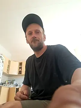 YeahDaynight2 online show from July 2, 2026, 9:26 am