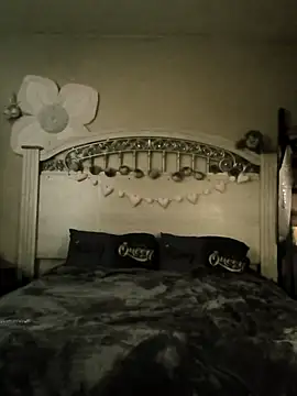 intoyou1689 online show from February 3, 2026, 6:13 pm